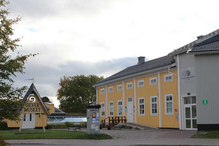 Världsledande subarktisk landskapsforskning och unik samisk silversamling ryms i kommunens stolthet, Silvermuseet.