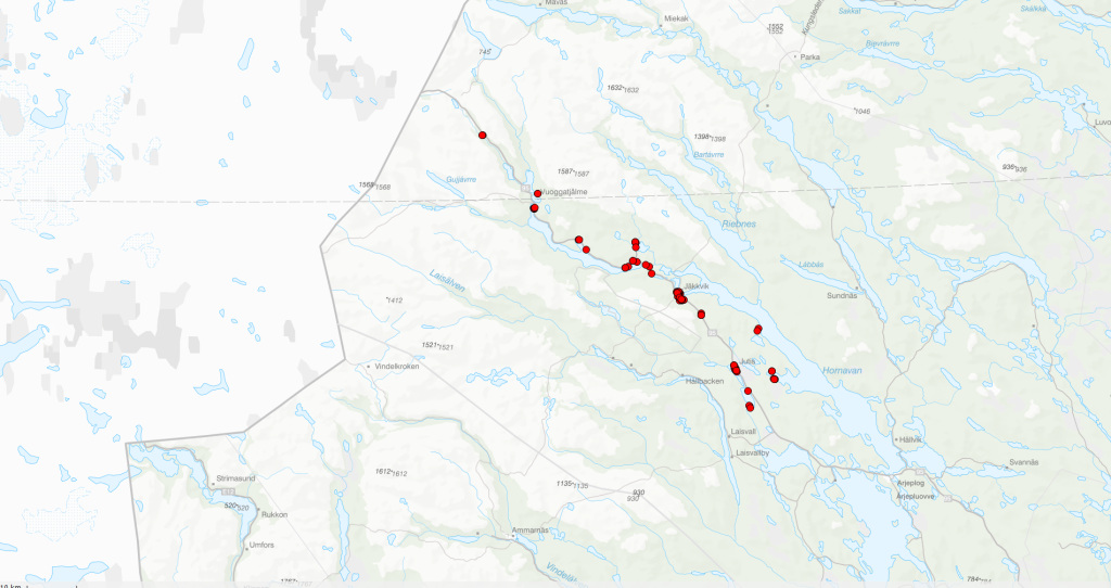 En karta över västra Arjeplogs kommun med tömningsställen markerade som röda punkter.